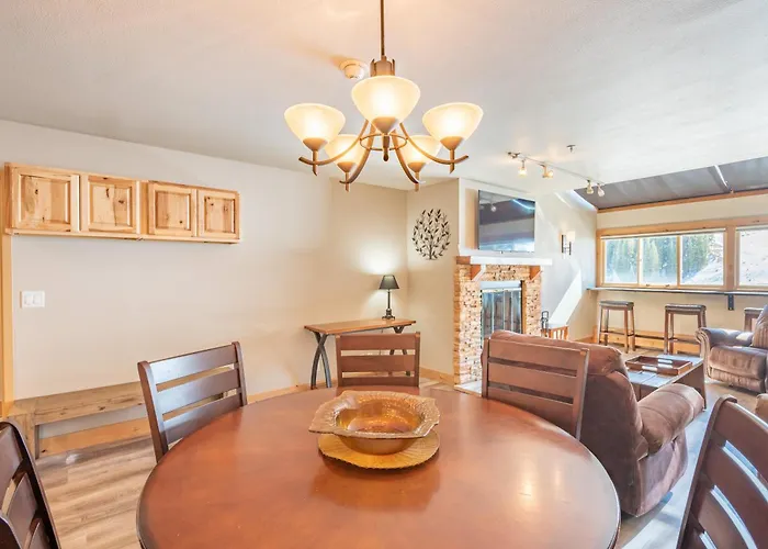 Holiday home Mountain Plaza 706 *